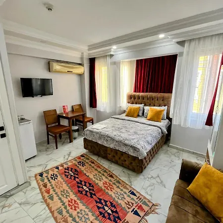 Pembe Hotell 3*