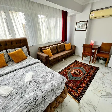 Pembe Otel