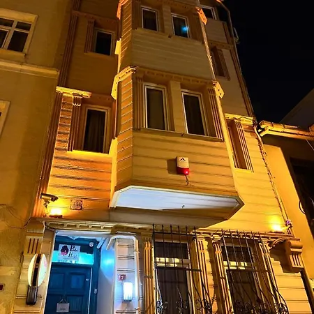 Pembe Hotel Istanboel
