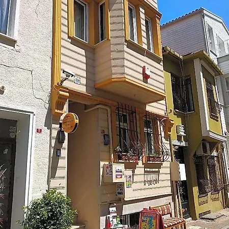 Pembe 3* Istanbul