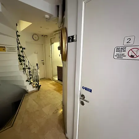 Pembe Hotel 3*