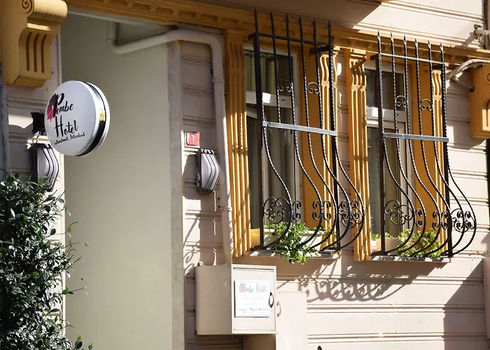 Pembe イスタンブール