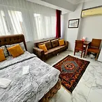Pembe Hotel