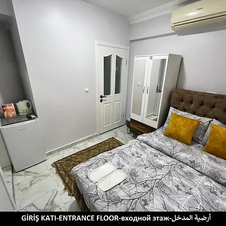 Hotel Pembe 3*